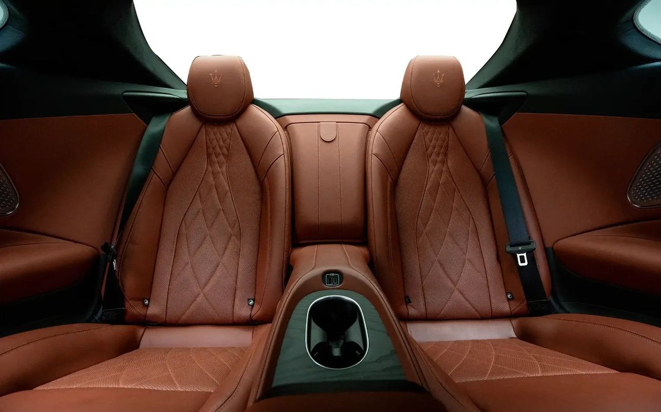 مازيراتي جران توريزمو MODENA - GCC Spec - With Warranty and Service Contract