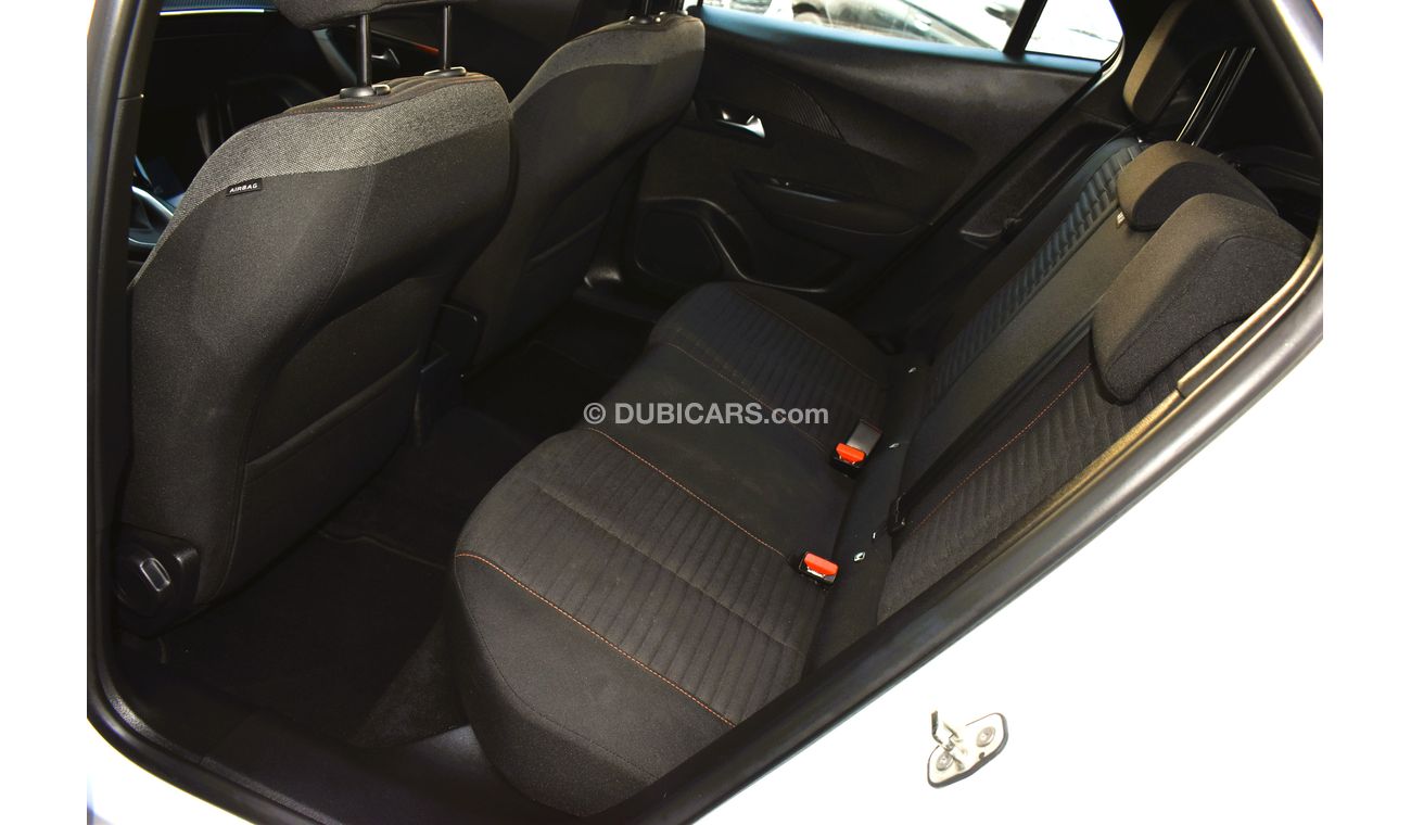 Peugeot 2008 AED 1119 PM | 1.6L ACTIVE 2022 GCC AGENCY WARRANTY UP TO 2026 OR 100K KM