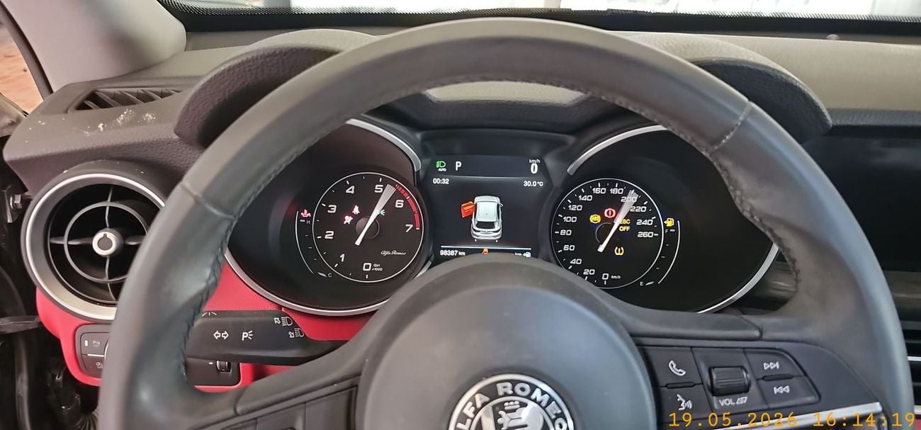 Alfa Romeo Stelvio SUPER 2.0