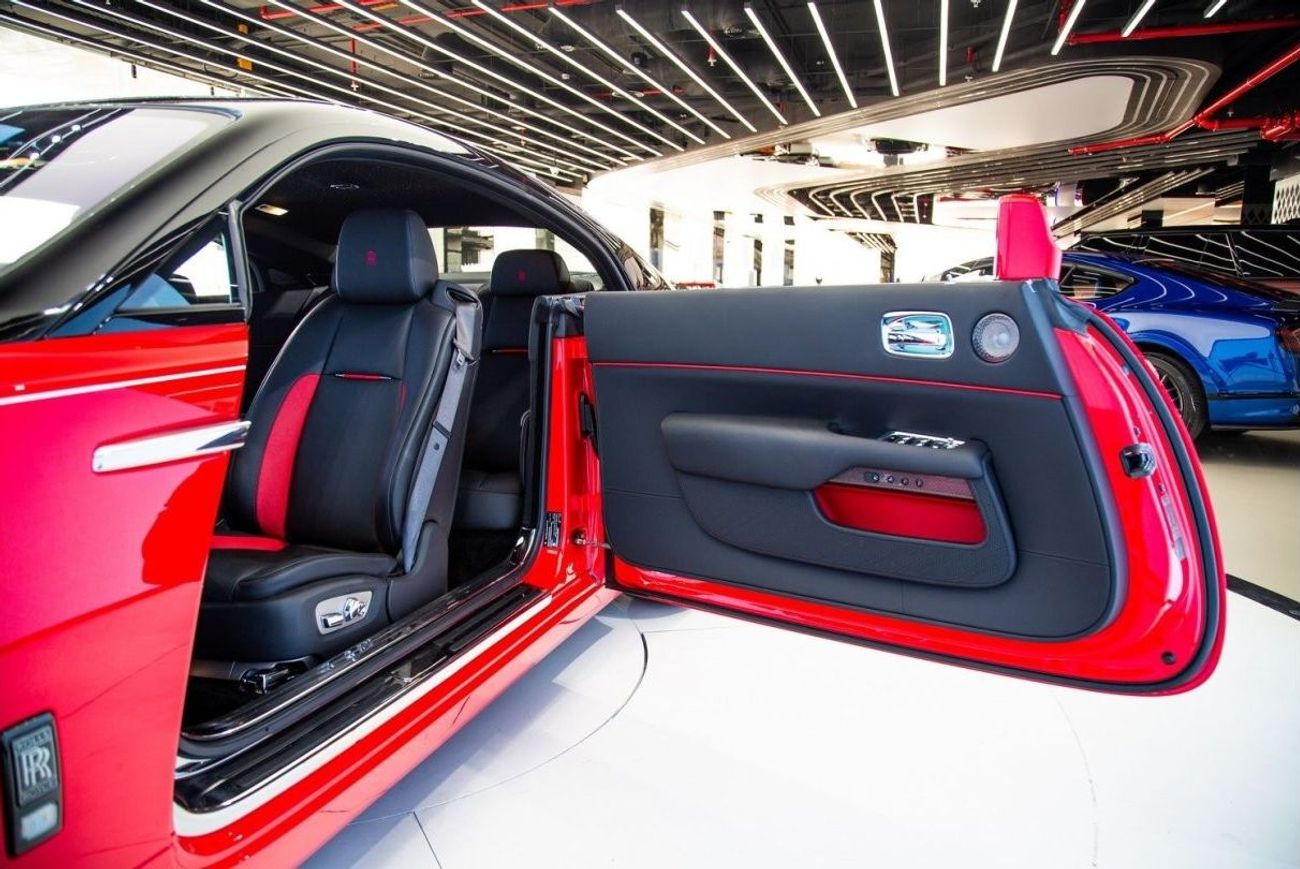 رولز رويس واريث بلاك بادج