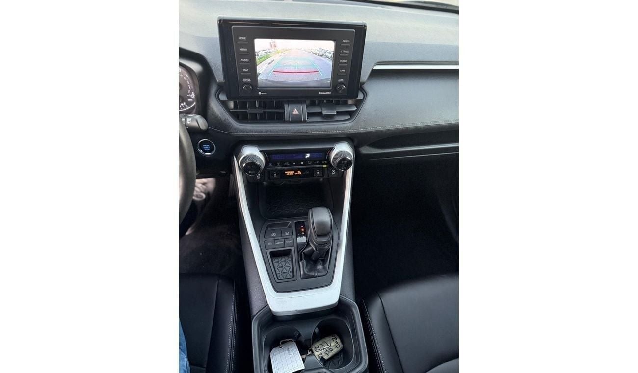 Toyota RAV4 TOYOTA RAV4 XLE