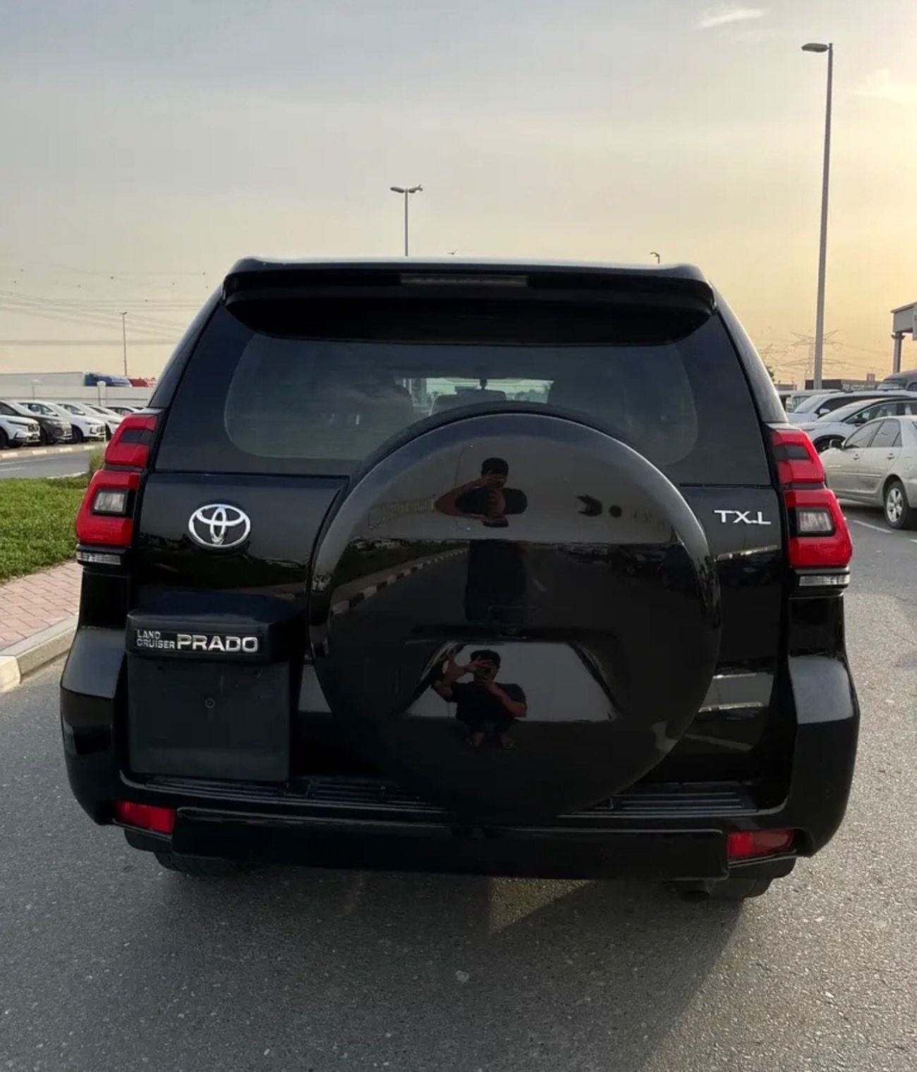 Toyota Prado EXR 2018 Model V4 2.7L Engine Very Clean and Perfect Condition