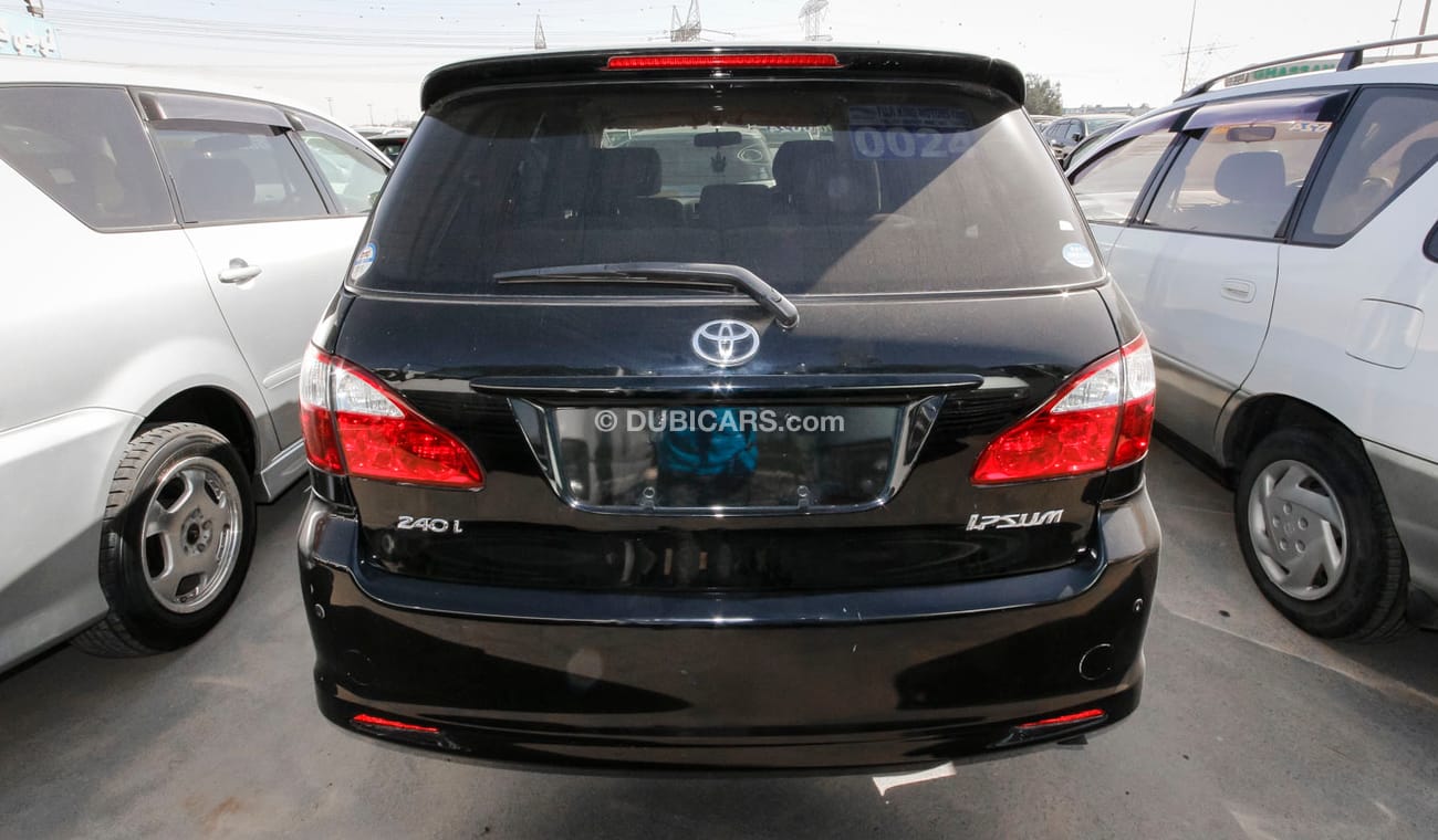 تويوتا إبسام 240 i