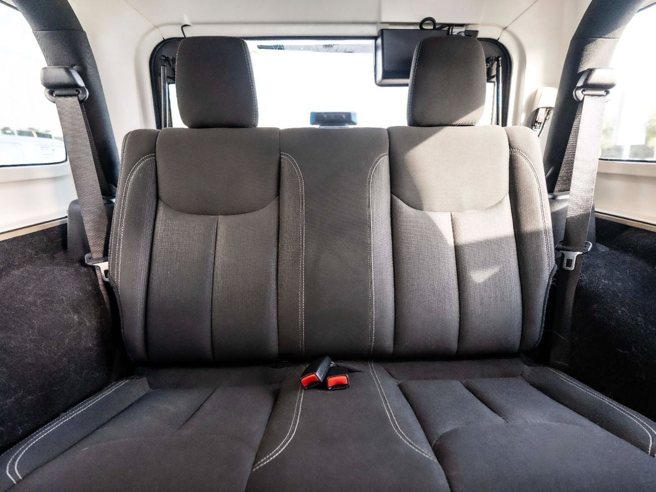 جيب رانجلر Sahara 3.6L A/T (5 Seater)