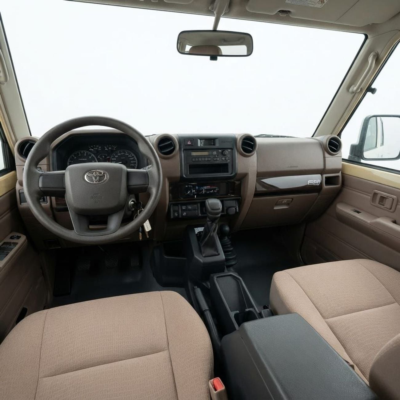 Toyota Land Cruiser Pick Up LX V6 | 4.0L Automatic Transmission