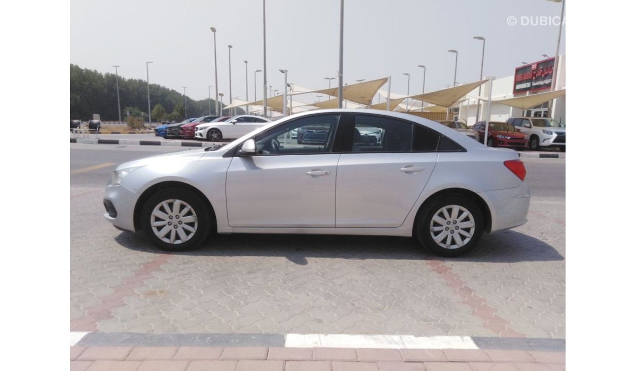 Chevrolet Cruze Chevrolet curse 2016 gcc very celen car