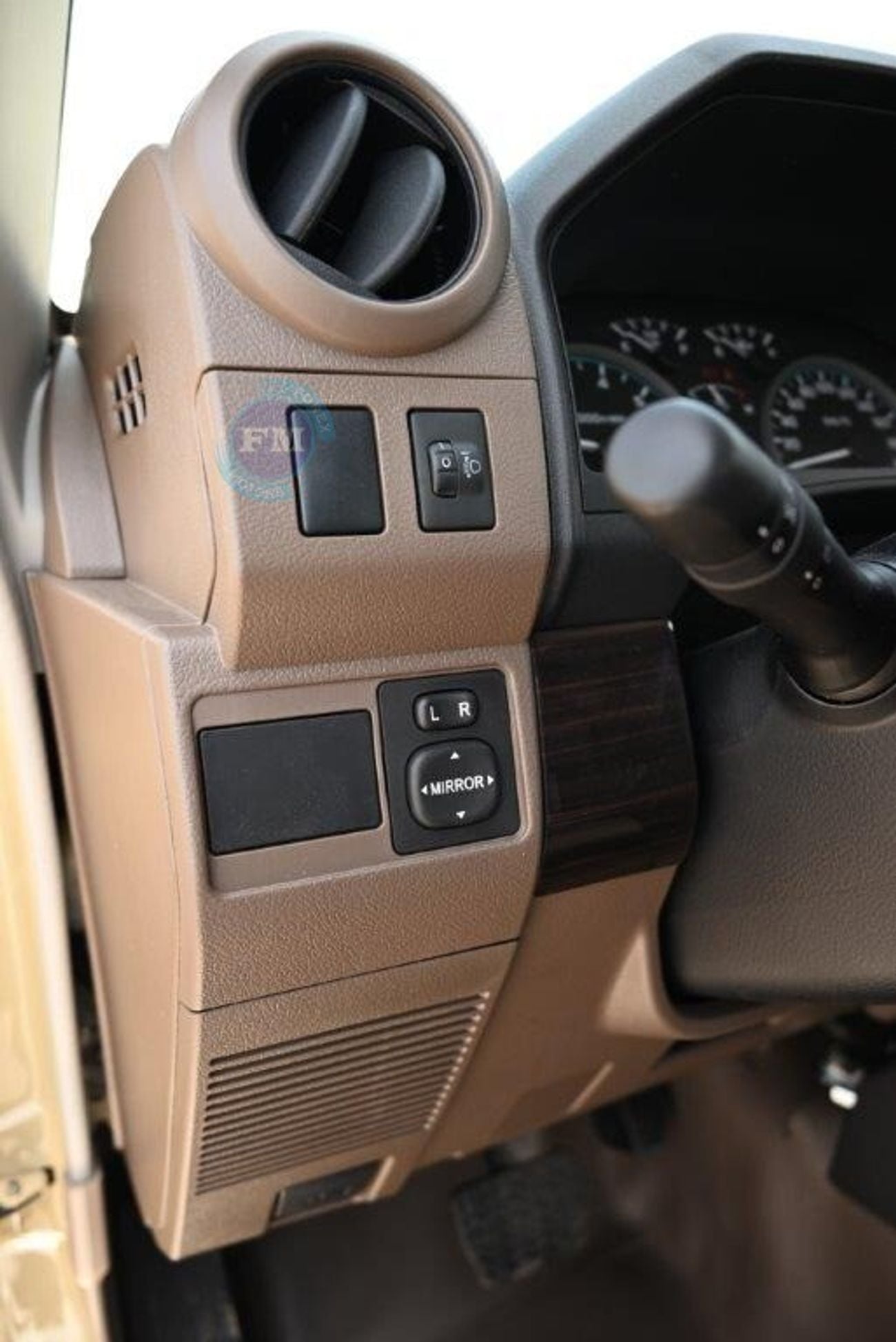 Toyota Land Cruiser Pick Up 79 Petrol 4.0L Automatic (Double Tank)