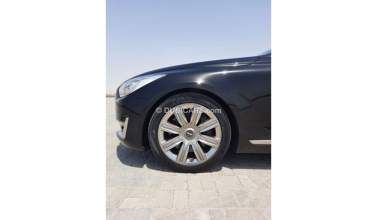 Genesis G90 Limousine Genesis eq900L 2017 full option