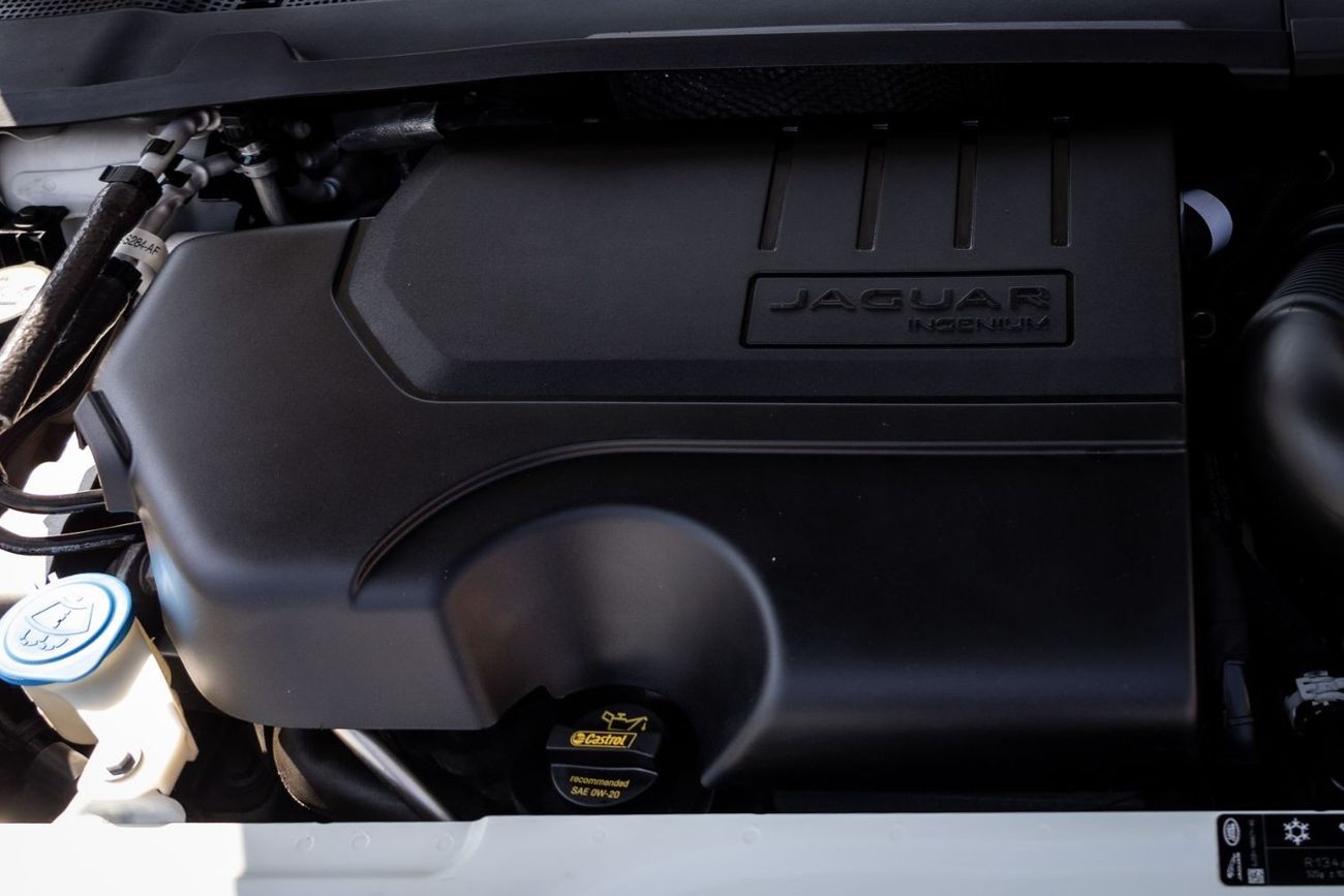 جاكوار E Pace SE P200 2.0L Jaguar E-Pace S P200 2020 GCC under Warranty with Flexible Down-Payment.