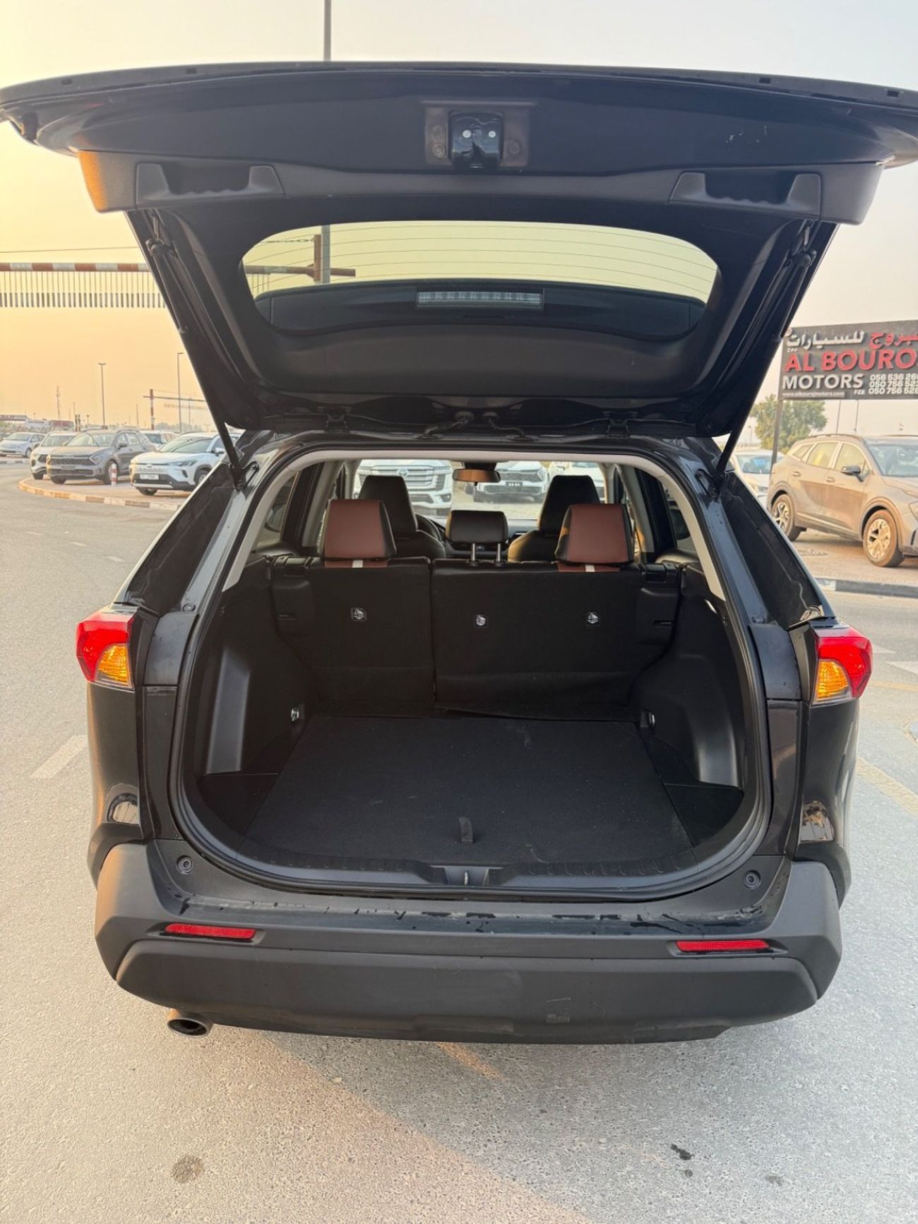 Toyota RAV4 2023 XLE KEYLESS MID OPTION 2.5 US SPEC