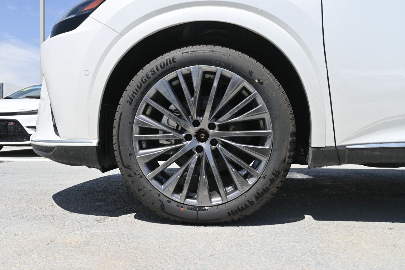 لكزس RX 350h Lexus RX350h Platinum 2.5L Hybrid, AWD Model 2025