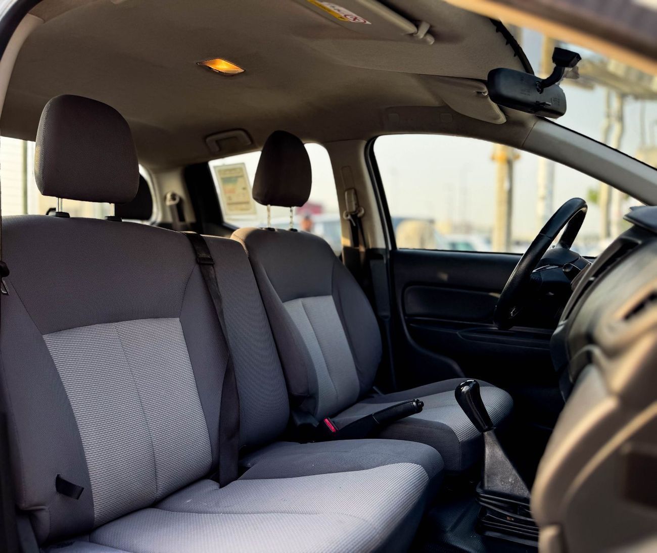 Mitsubishi L200 GL 2.4L (128 HP) Double Cab Utility Mitsubishi L200 2.4L 2023 RWD GCC, accident-free, in excellent c