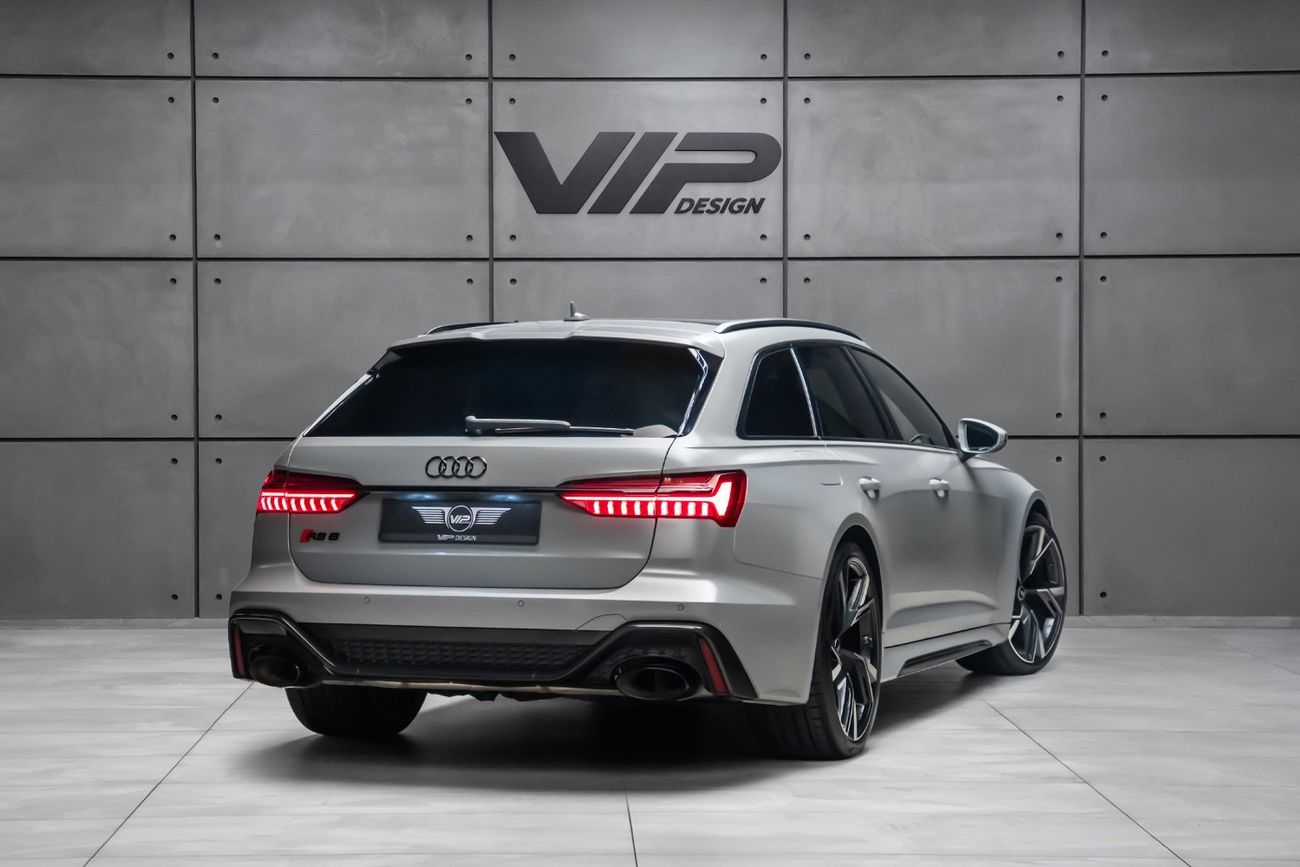 Audi RS6 quattro 4.0L