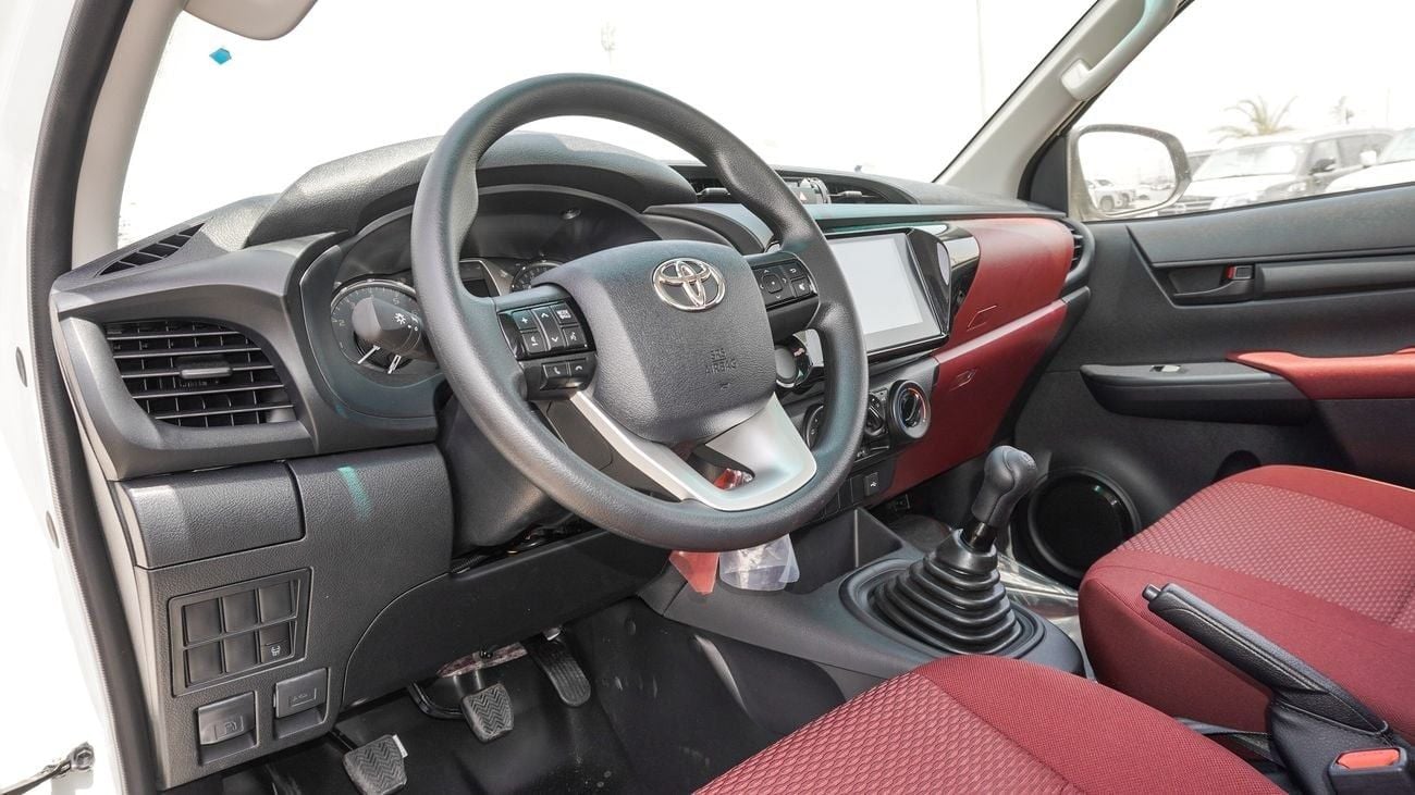 Toyota Hilux GLS 2.7L Single Cabin 4WD M/T