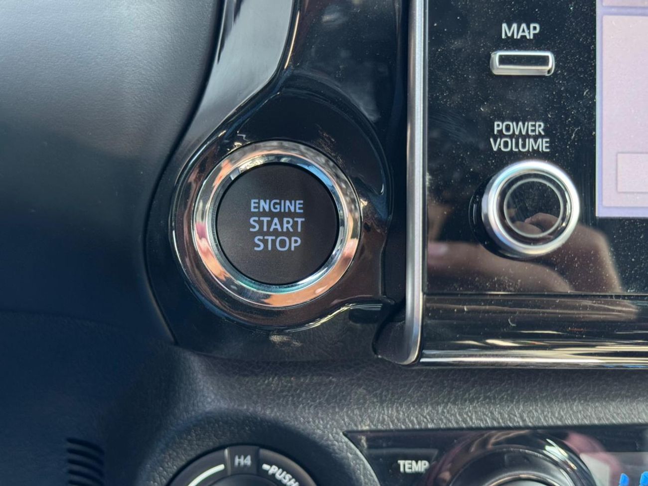 Toyota Hilux TOYOTA HILUX GR SPORT RALLY 4.0L 2025 GCC