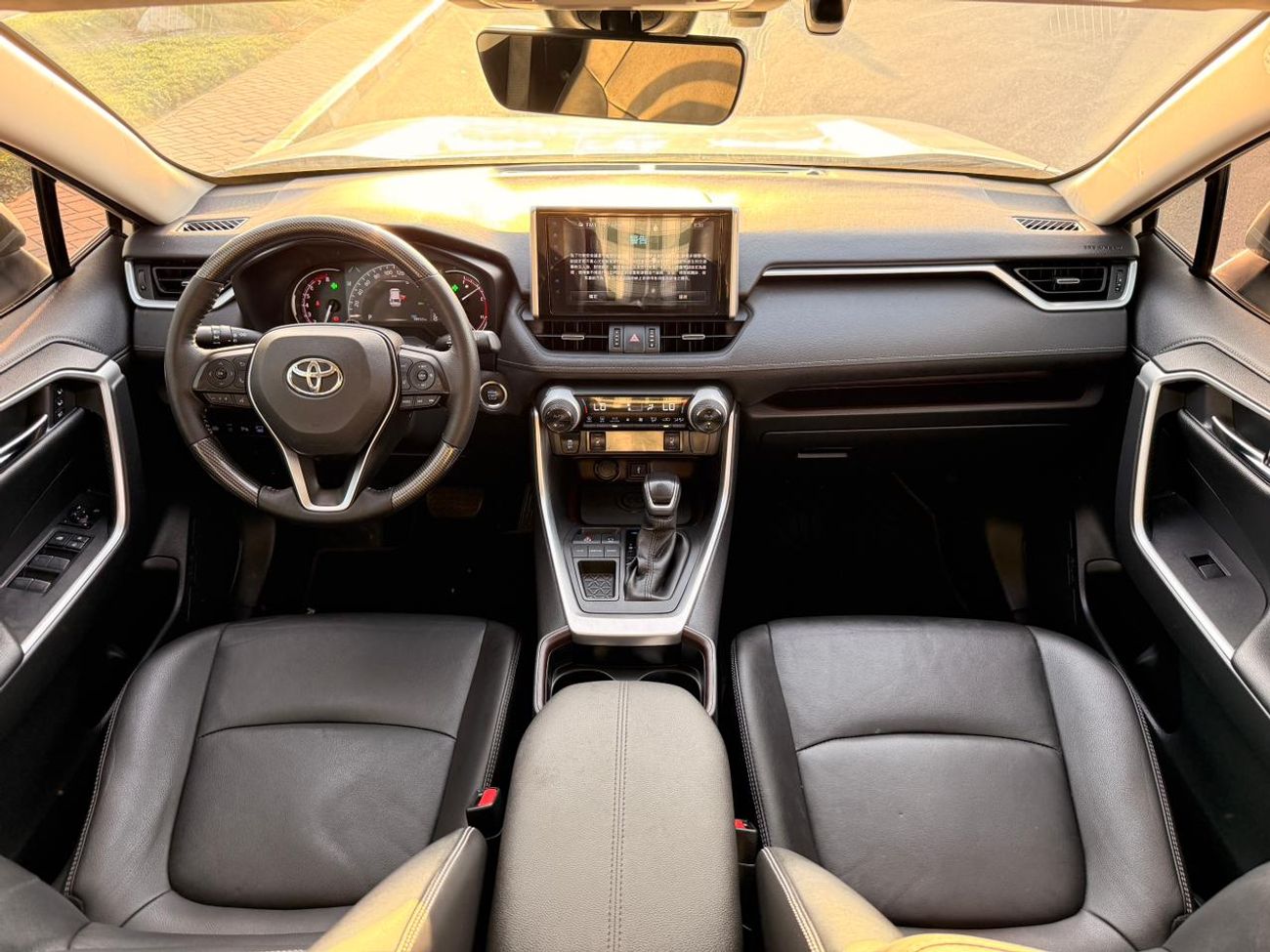 Toyota RAV4 RAV4 2.0L Japan Full option 360 camera, leather seats