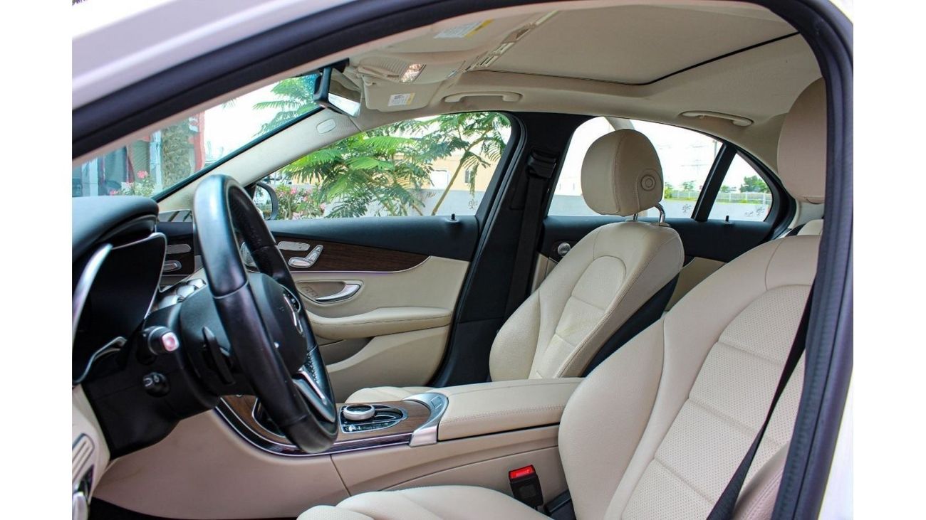 Mercedes-Benz C 300 Std MERCEDES-BENZ C300 2021 LAW MILEAGE
