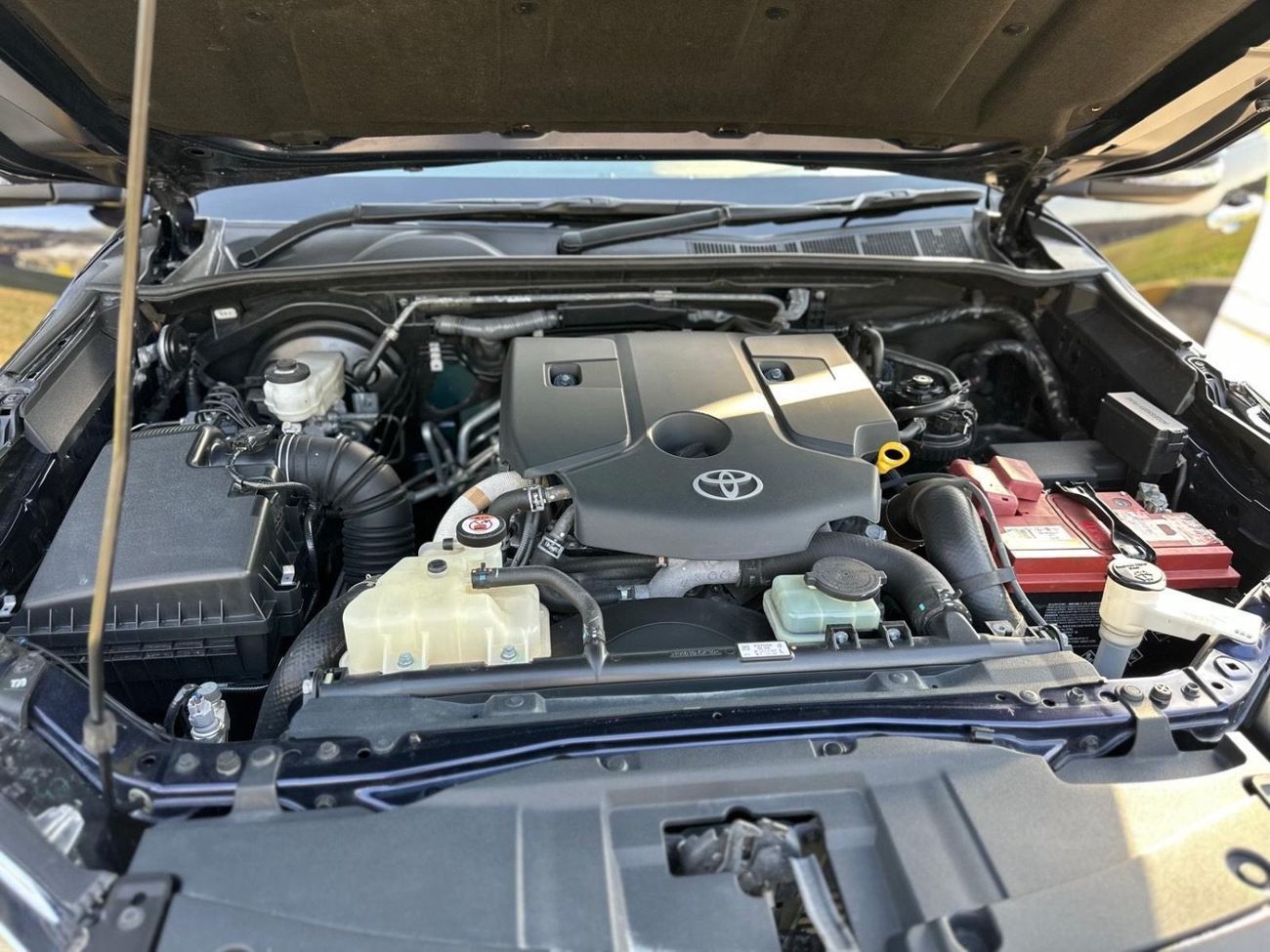 تويوتا فورتونر 2.8 year 2022 diesel right hand drive