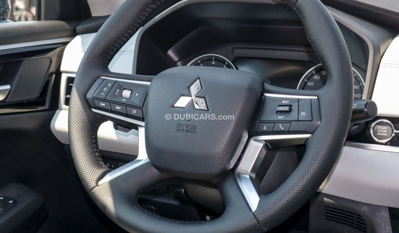 ميتسوبيشي آوتلاندر For Export Only !  Brand New Mitsubishi Outlander Medium Line 2.5L Petrol | Black/Beige | 2025 |