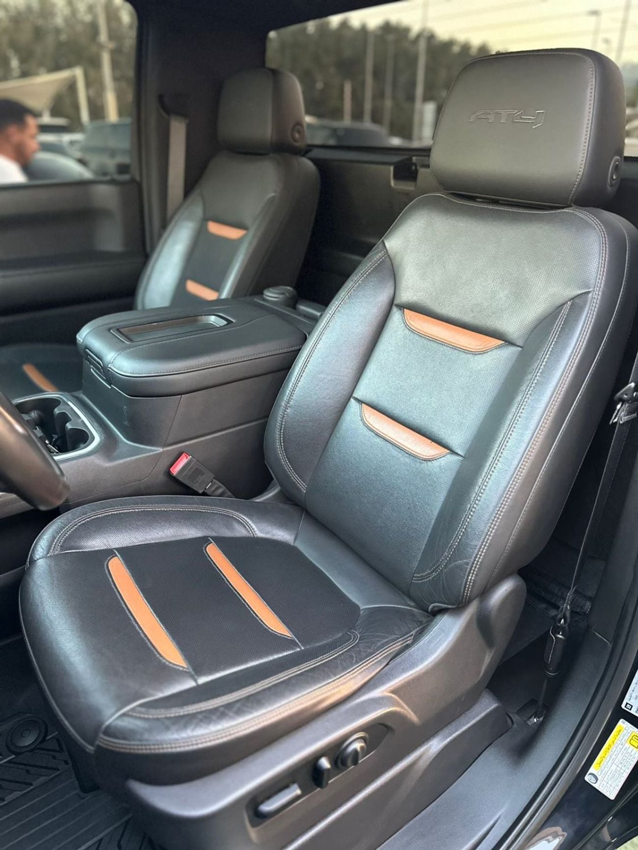 GMC Sierra 1500 REG/CAB AT4