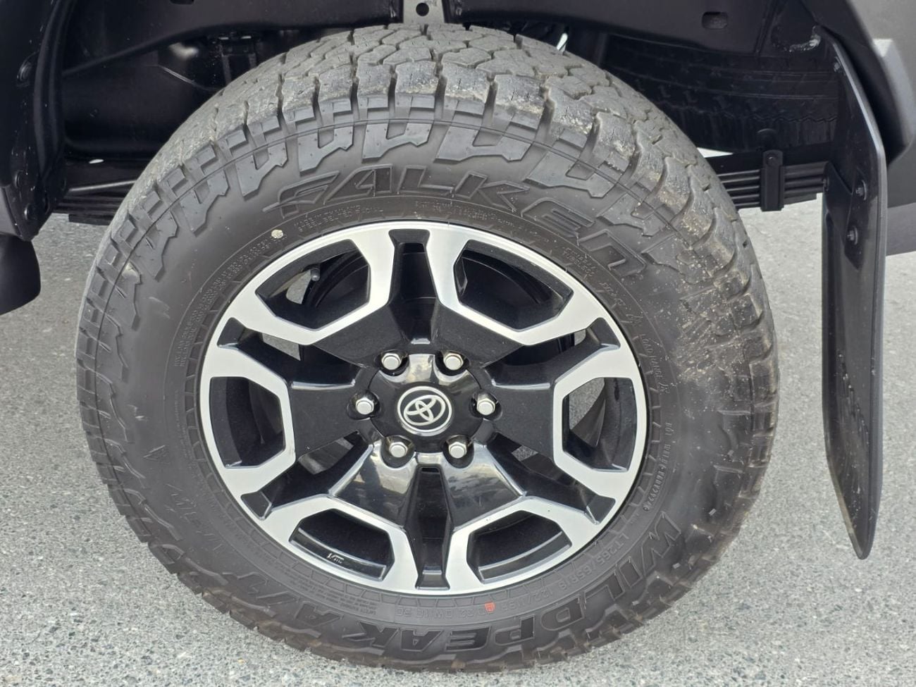 Toyota Hilux 2022 | GR SPORTS KIT MODIFIED | MANUAL TRANSMISSION | RHD | 2.8L DIESEL ENGINE | DIGITAL AC | PUSH S