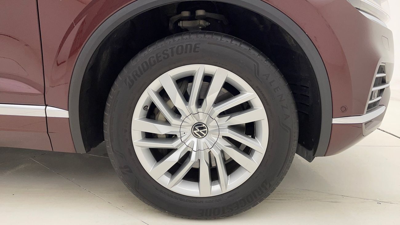 فولكس واجن طوارق HIGHLINE PLUS 3 | بدون دفعة مقدمة | اختبار القيادة في المنزل