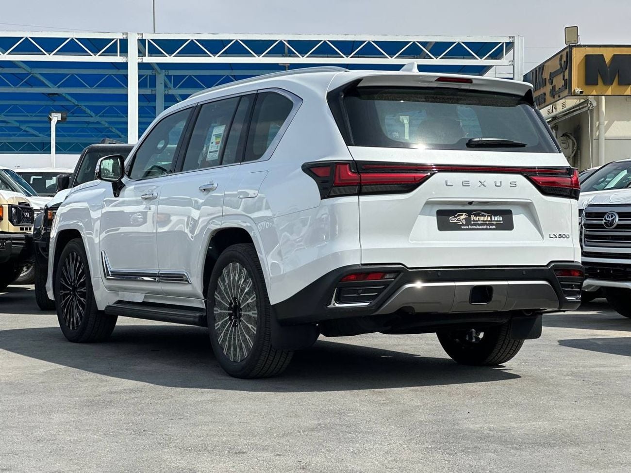 Lexus LX 600 VIP 3.5L PTR A/T // 2026 // Full With VIP Seats , Radar & Head Up Display , 360 Camera // Special Of