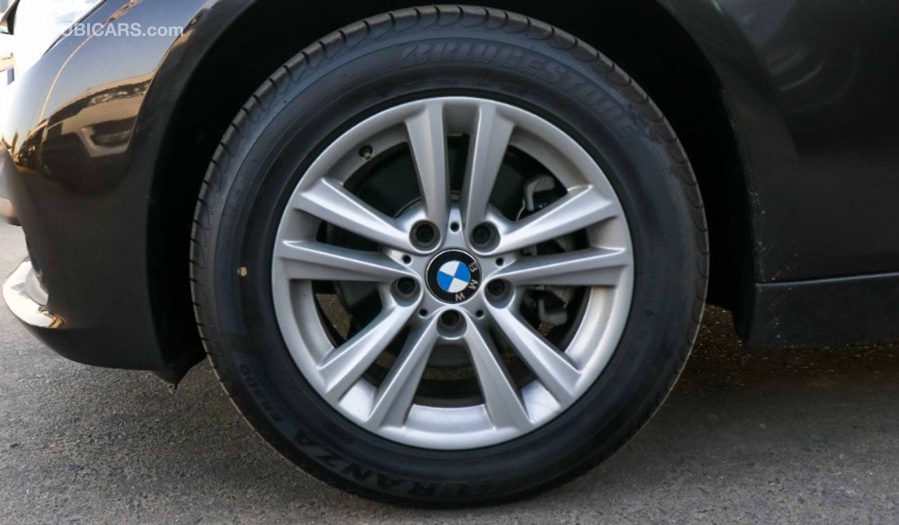 BMW 320i i