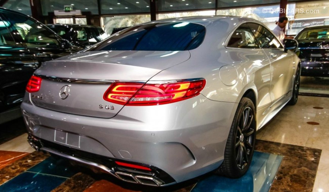 مرسيدس بنز S 63 AMG كوبيه