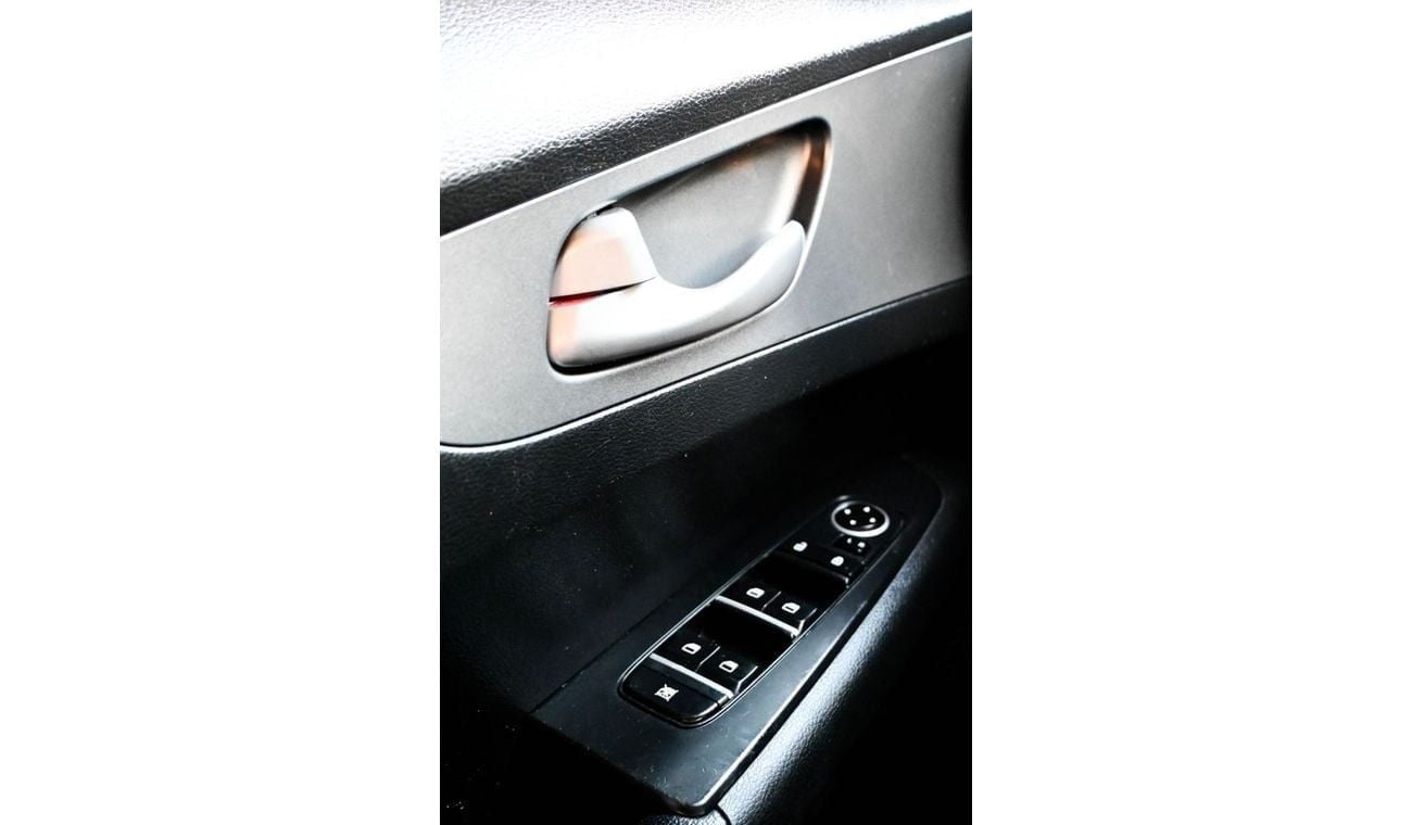 كيا سيراتو Base 1.6L Kia Cerato 2019 GCC in excellent condition, inside and out