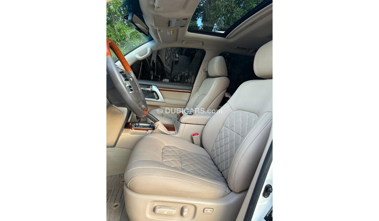 Toyota Land Cruiser VXR