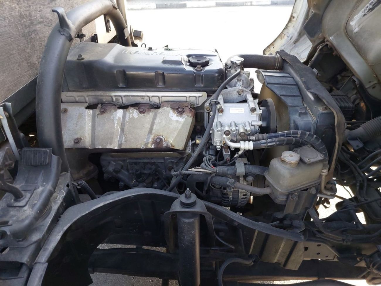 ميتسوبيشي فوسو كانتير MITSUBISHI CANTER TRUCK RHD 1997 MODEL 4.5 L DIESEL MANUAL(PM31017)