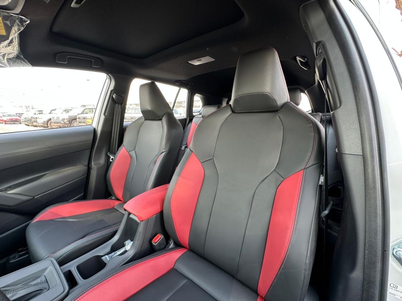 تويوتا فرونتلاندر Luxury 2.0L HYBRID FULL OPTION