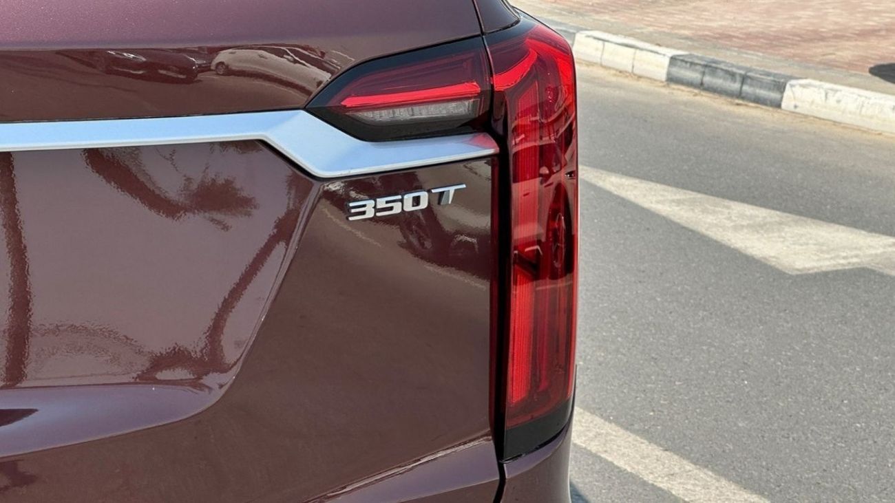 كاديلاك XT6 بريميوم لاكجري