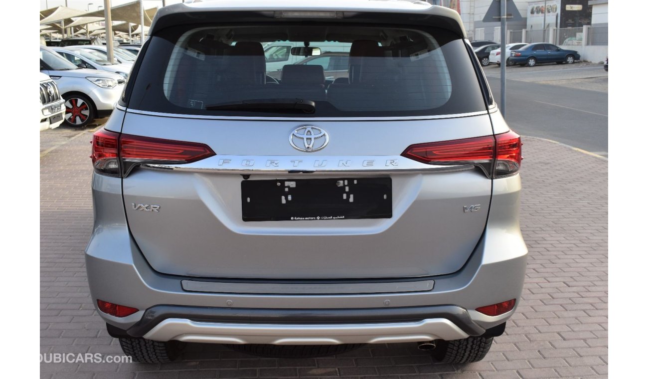 Toyota Fortuner TOYOTA FORTUNER VX.R 2017 (V6-4.0L)