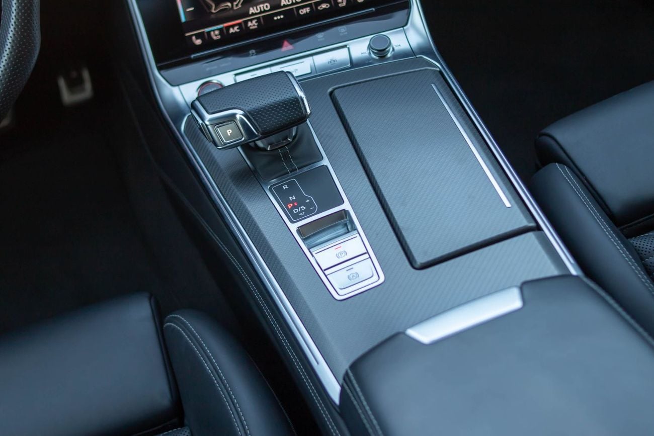 Audi RS6 2024 Audi RS6 Performance with 4.0L twin-turbo V8, 621 hp, 627 lb-ft torque, 8-speed automatic 2024