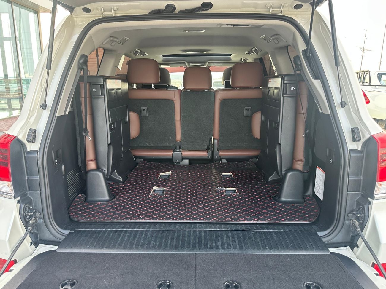 Toyota Land Cruiser VXR