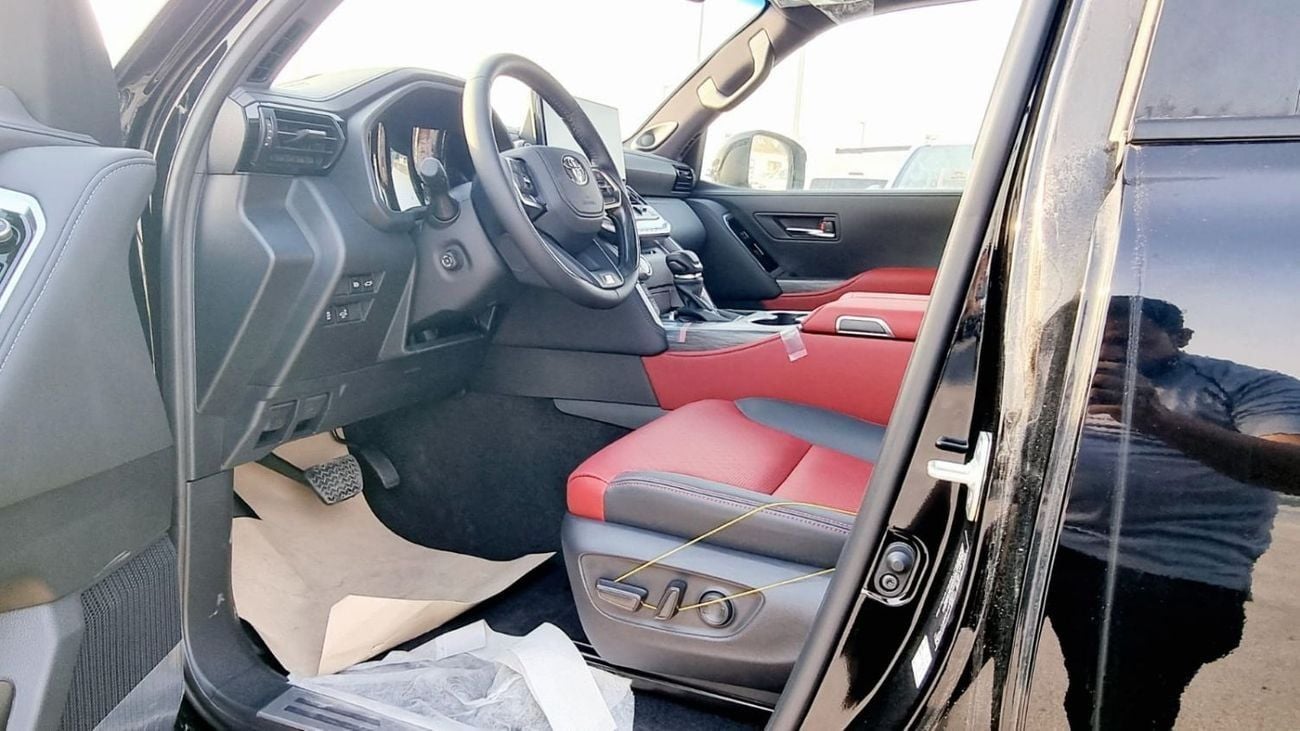 Toyota Land Cruiser GR-S 3.3L TOYOTA LAND CRUISER GR-SPORTS 3.3L DIESEL FULL OPTION MY2024