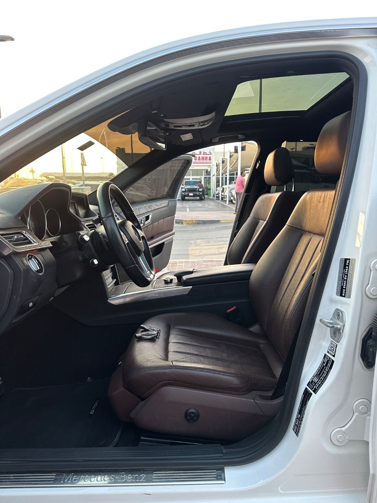 مرسيدس بنز E300