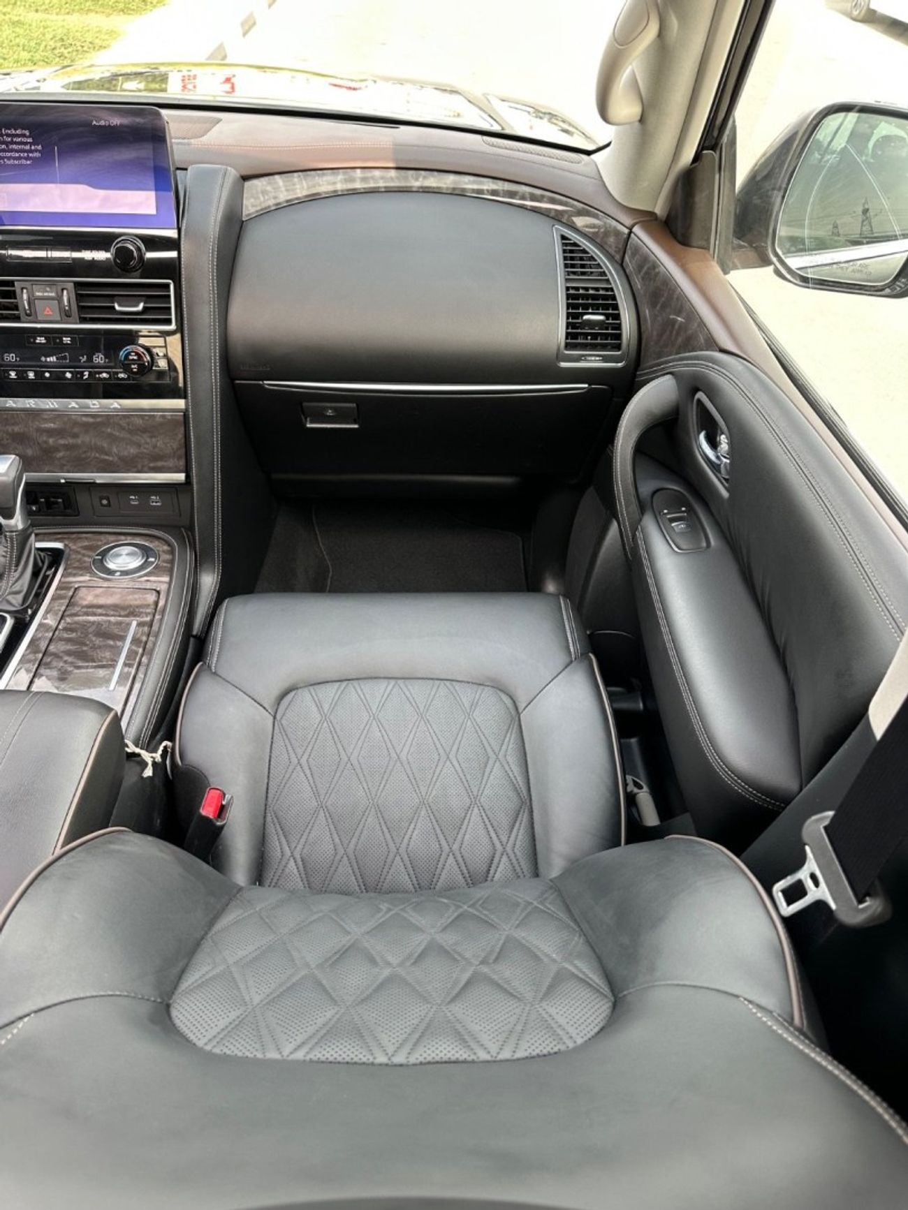 Nissan Armada Platinum Full Option