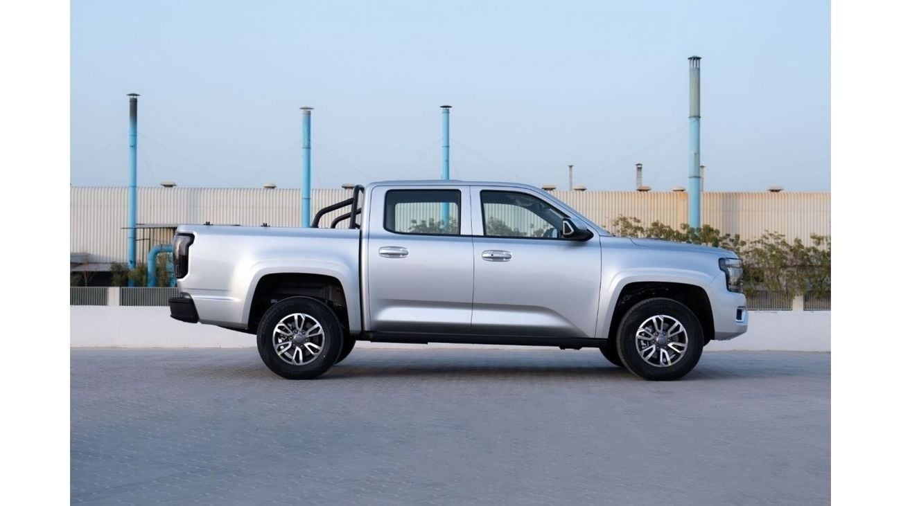 JMC Grand Avenue 2024 JMC Grand Avenue 2.3 DV 4X4 - Silver inside Black & White | Export Only