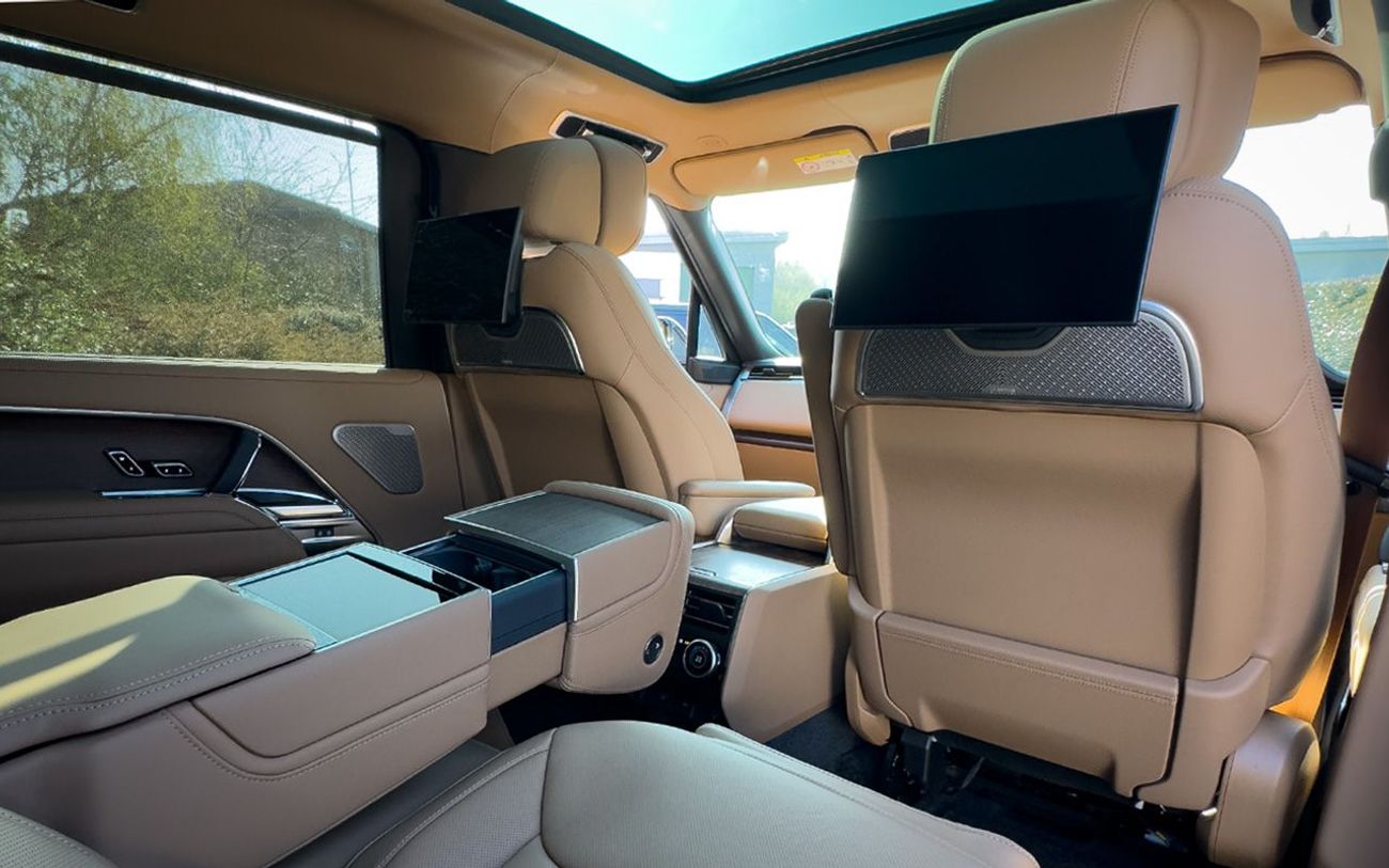 لاند روفر رينج روفر Autobiography 3.0L P460e LWB Right Hand Drive