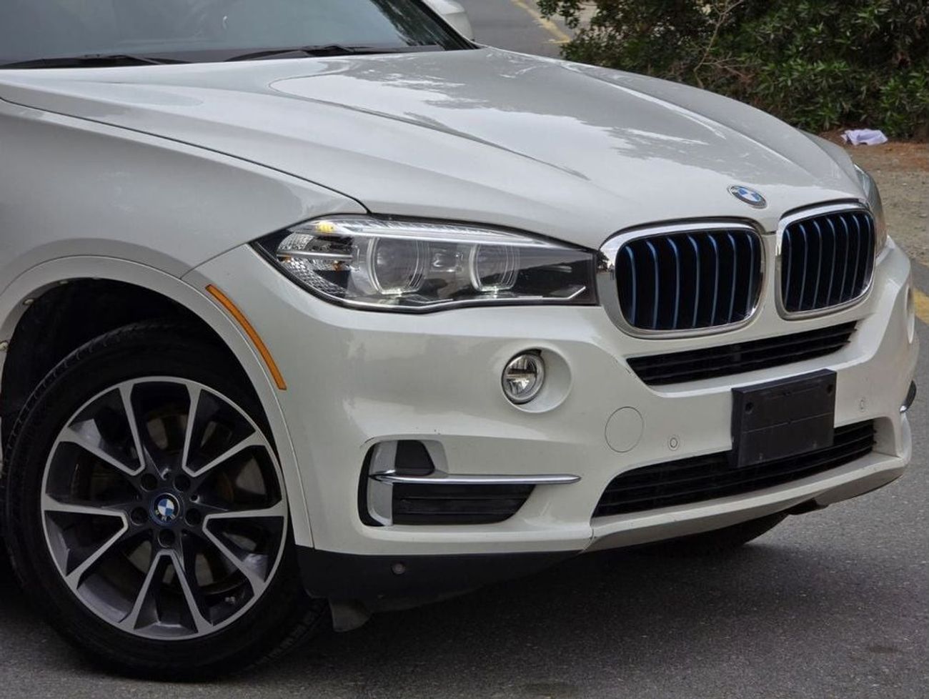 بي أم دبليو X5 40i xLine 3.0L (5 Seater) BMW X5e Xdrive40e 2018 //CLEAN TITLE //ORIGINAL PAINT //ACCIDENTS FREE