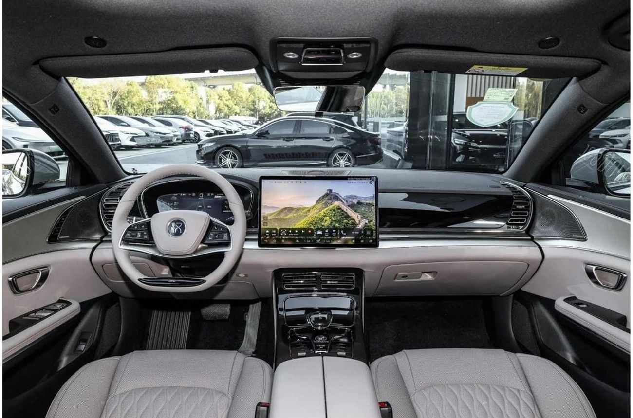 BYD HAN HAN EV 701KM