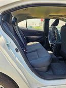 Toyota Corolla ELITE / HYBRID / 1.8L / PUSH START, SUNROOF, DVD + CAMERA (CODE #67994)