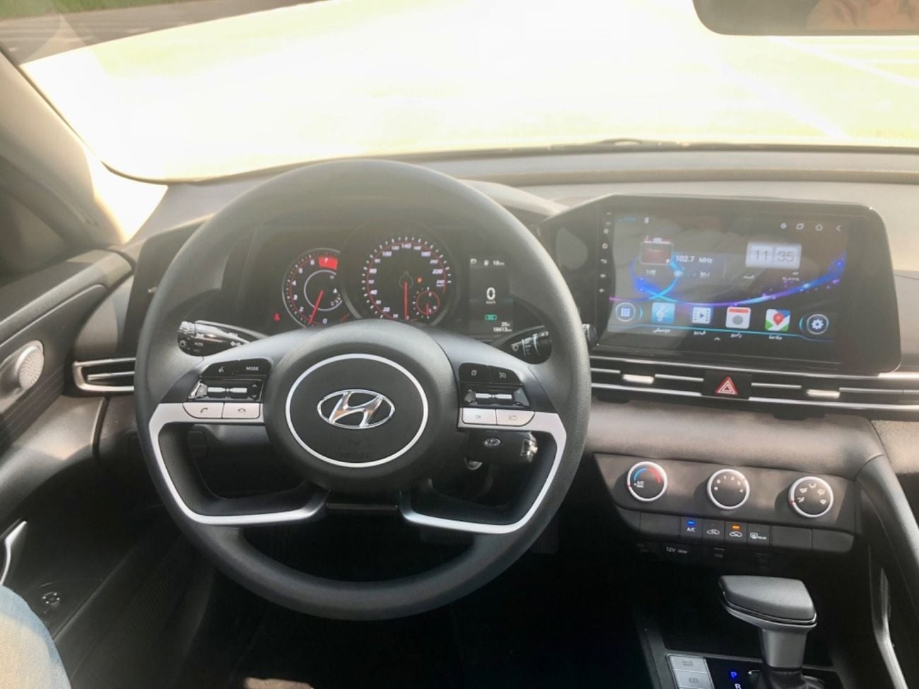 هيونداي إلانترا Hyundai Elentra ( 2.0L) 2023 Sunroof Original paint