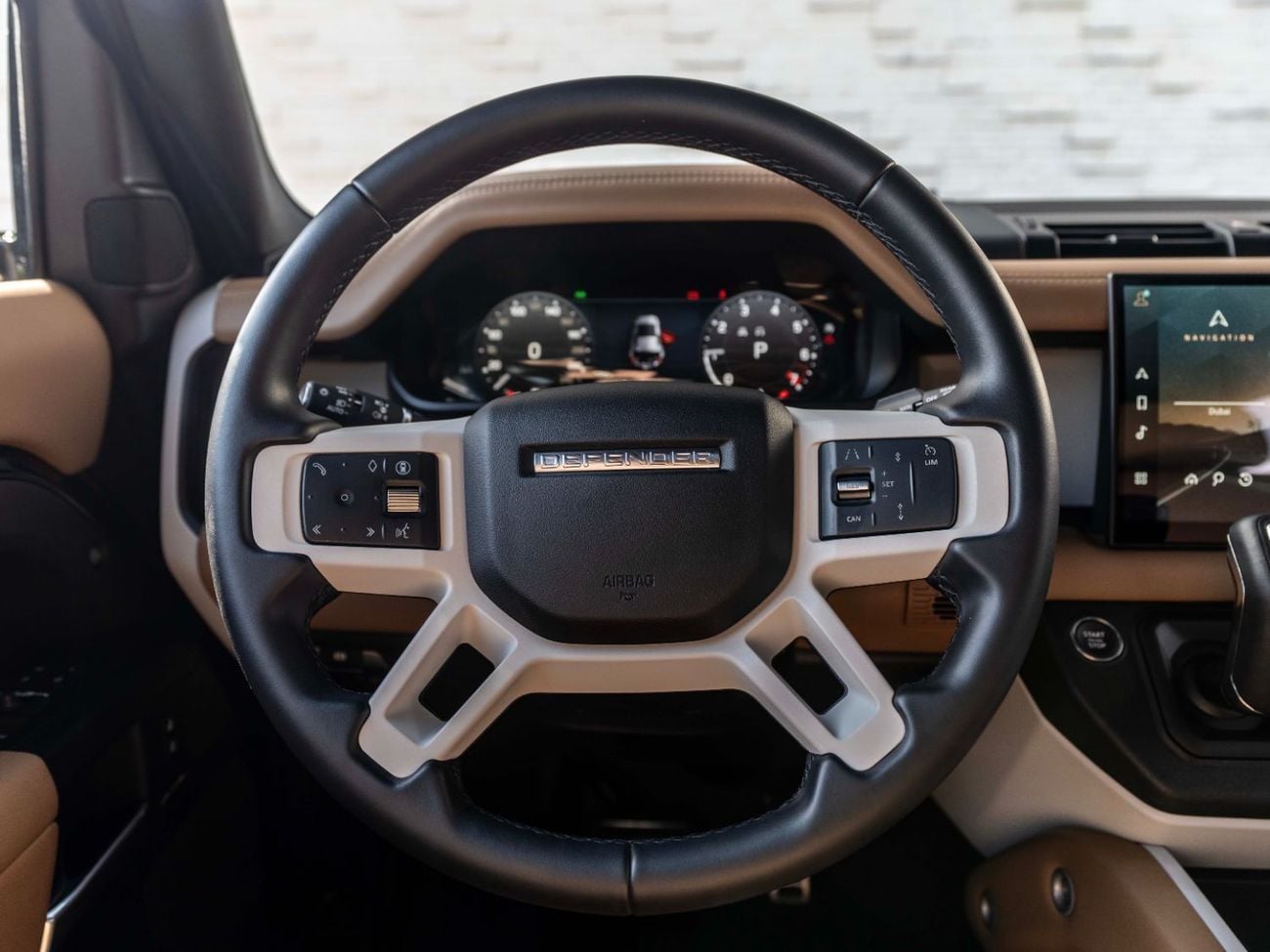 Land Rover Defender TOP P400 110 HSE 3.0L (5 Seater)