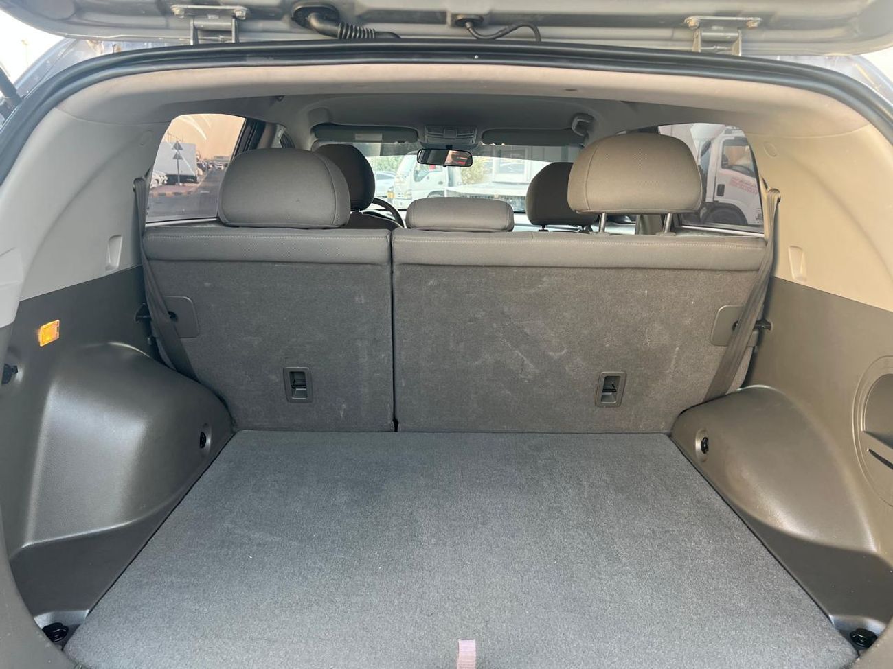 كيا سبورتيج LX 2.0L