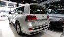 Toyota Land Cruiser GXR White Edition