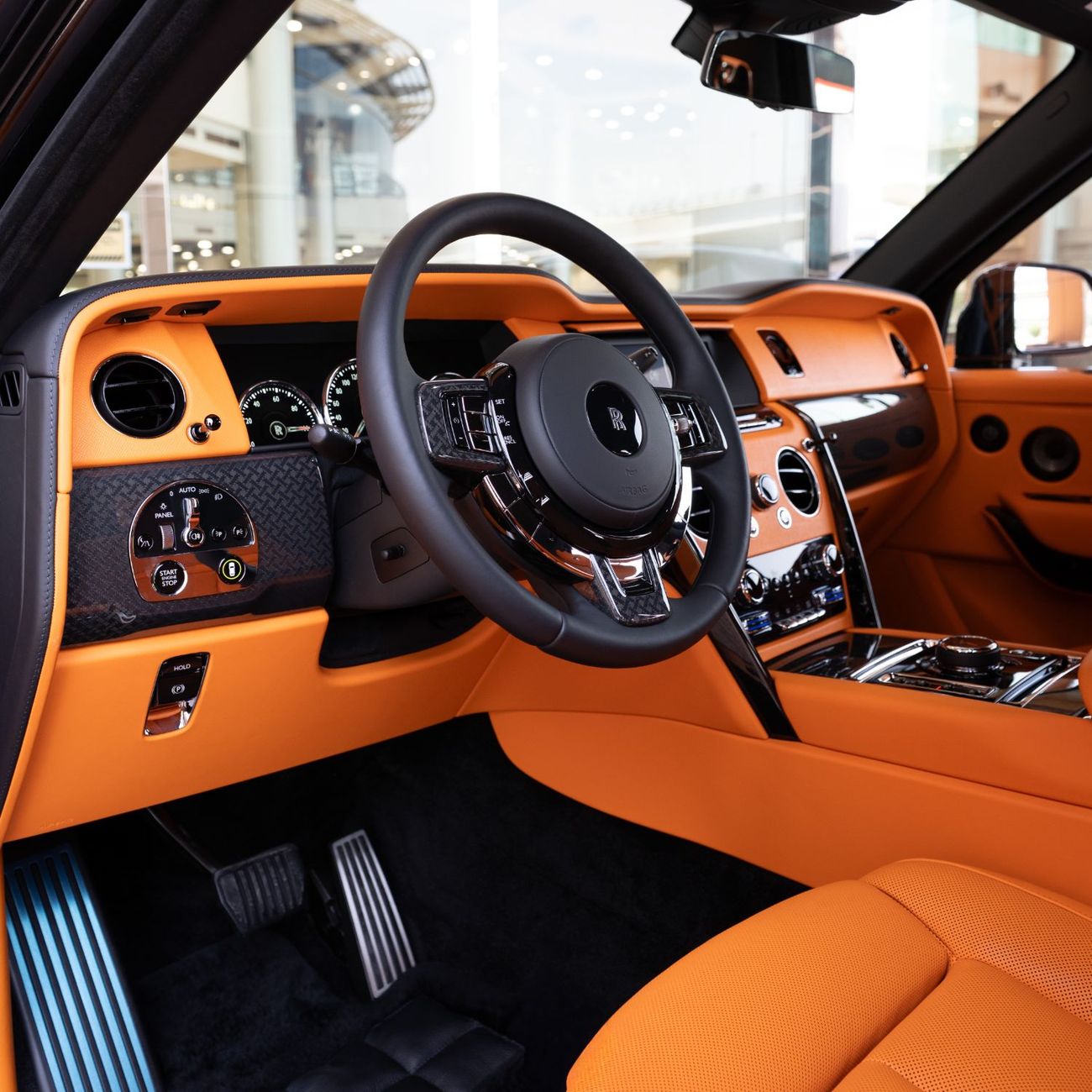 رولز رويس كولينان 2024 ROLLS ROYCE CULLINAN BLACK BADGE DONE ONLY 6000KM